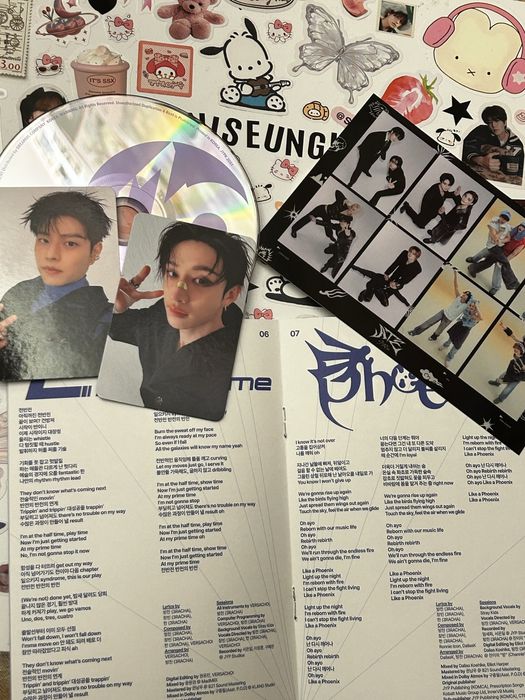 Stray kids kpop album KARMA