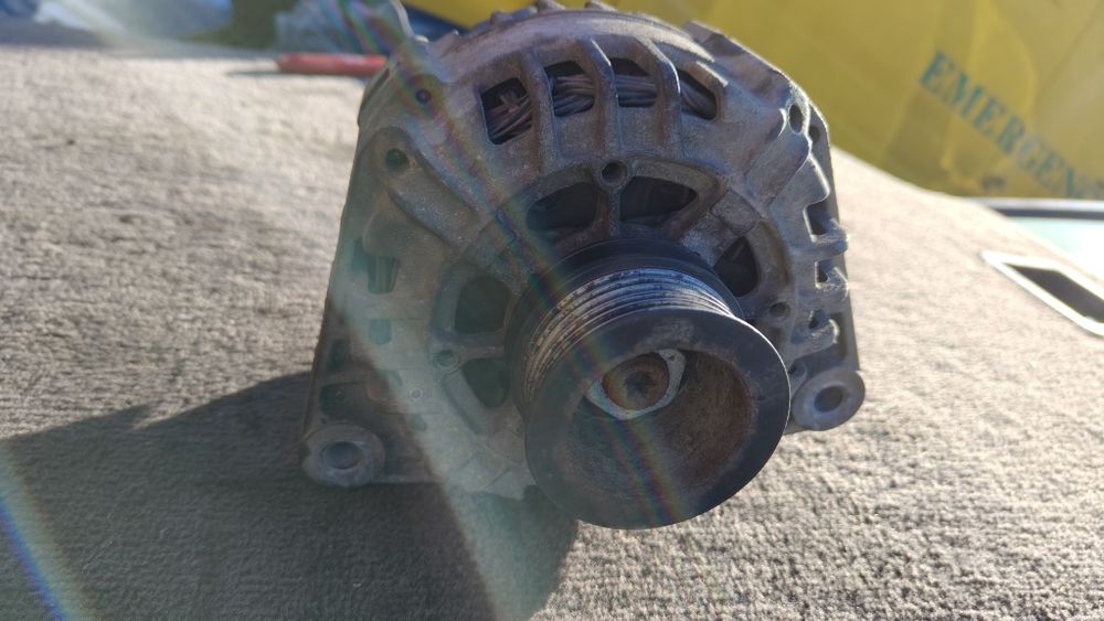 Alternator mercedes C E class 2.0 kompressor A0111546802