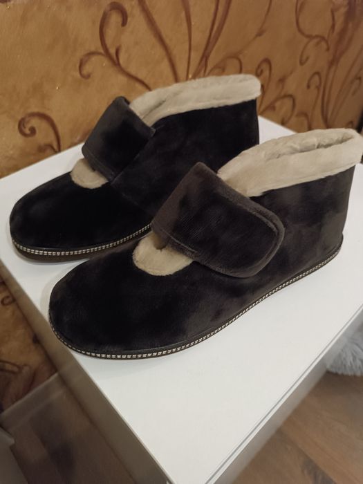 Продам женские Боты Casa mia