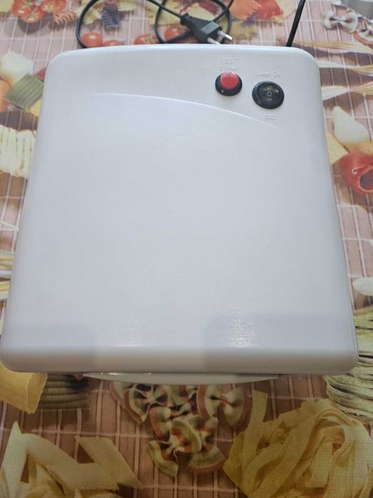 UV лампа за маникюр 36W