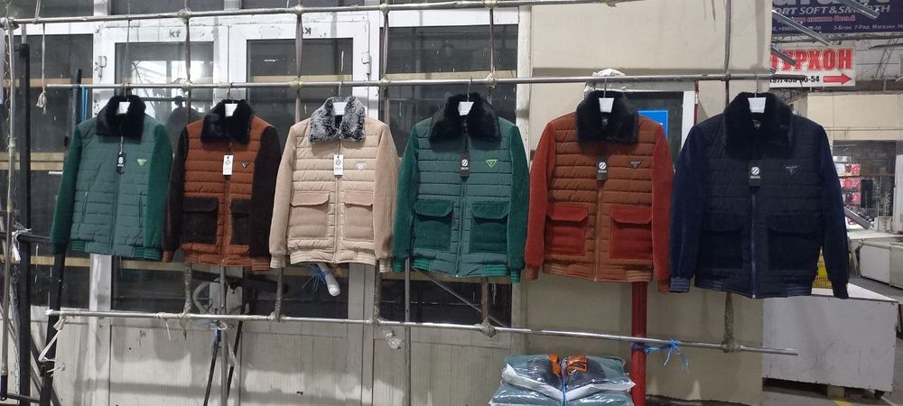 Продается мужская куртки Zegna