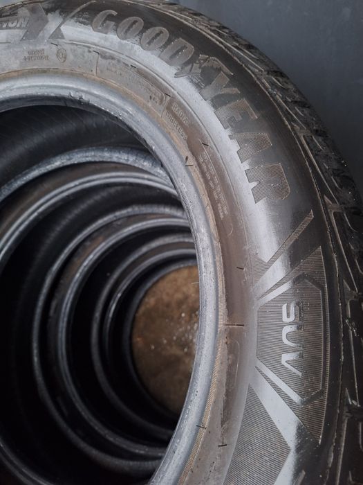 Anvelope Goodyear 225/60/18 m+s 4 buc ff bune