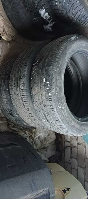 Продам резину на 18