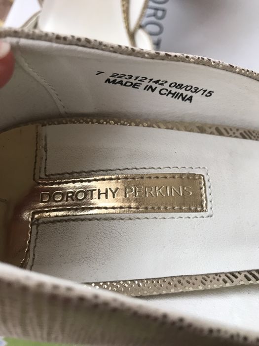 Официални златисти обувки Dorothy Perkins размер7