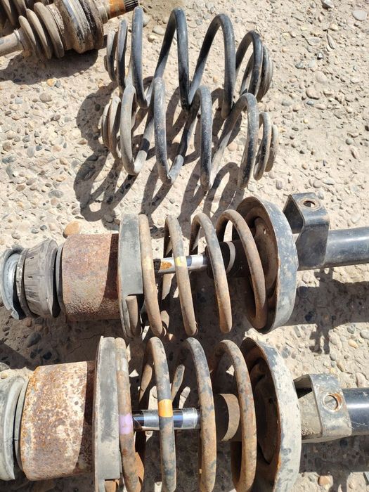 Опел амега а орка олдин пружина амартизатор