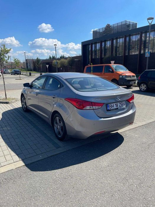 HYUNDAI Elantra 2013 — imagine 4