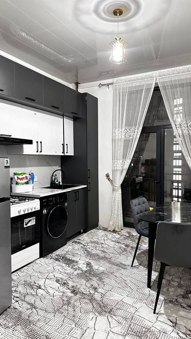 Yakkasaroy koshbegi, Chilonzor metro