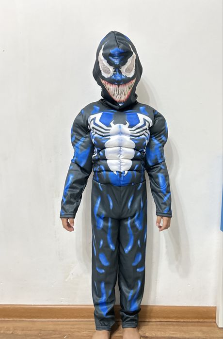 Продам костюм супергероя венома