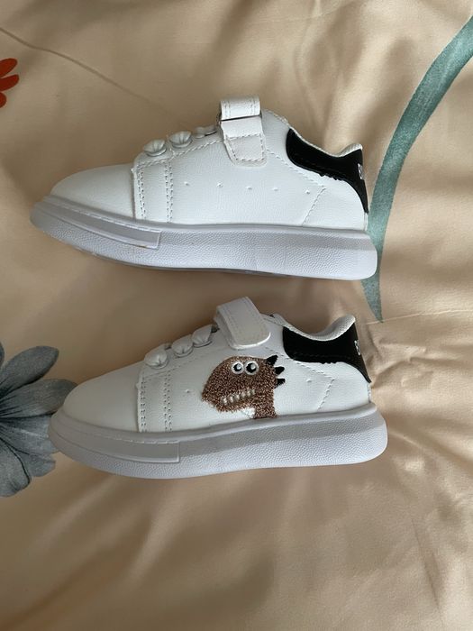 Обувки момиче 25н.