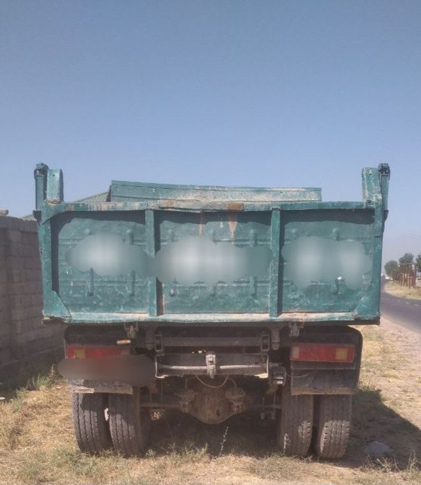 Zil samosval sotiladi