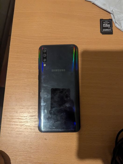 Samsung A 50 64 гигабайт