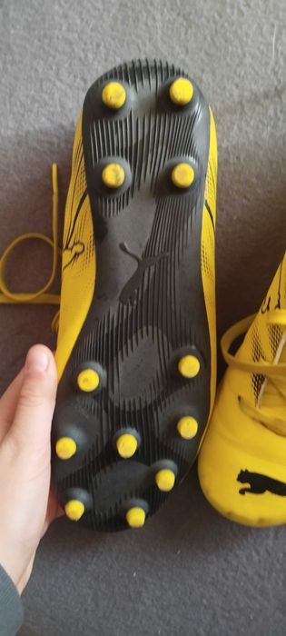 Футболни обувки размер 38.5