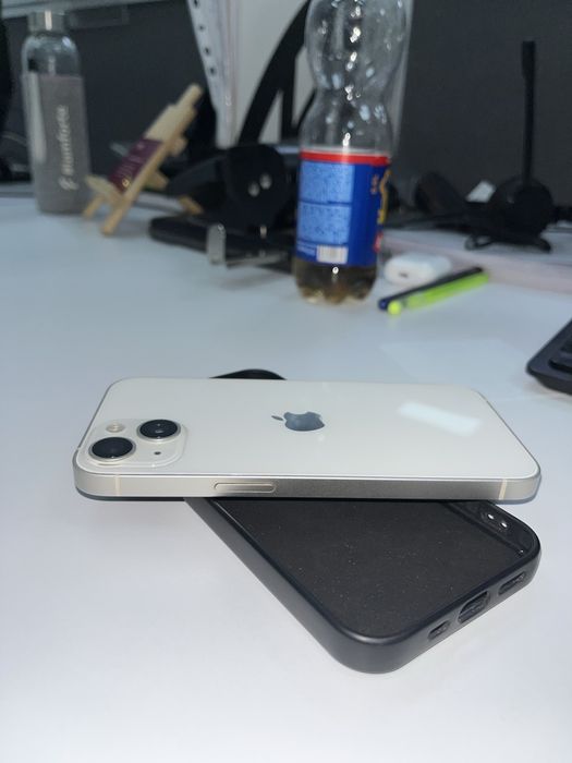 Продам айфон 13