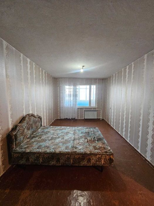 Продается Ларина 1. 2 ком.Площадь 45