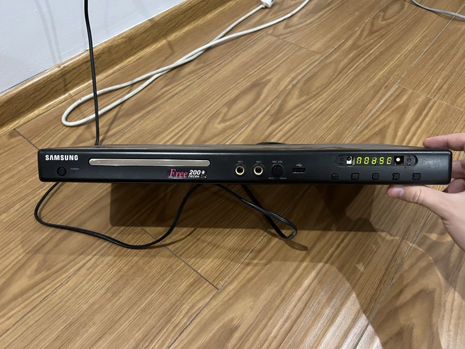 Samsung DVD-P480KD с функцией караоке