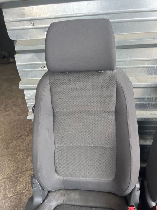 Оригинален салон за Vw Golf 5 plus Голф 5 плюс ном 888