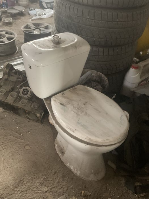 Продам унитаз б/у