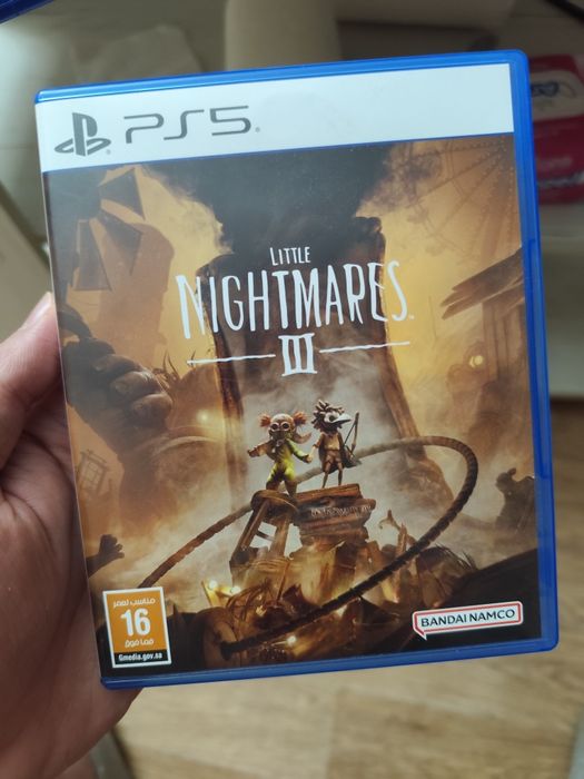 Диски на  ps5, фигурка