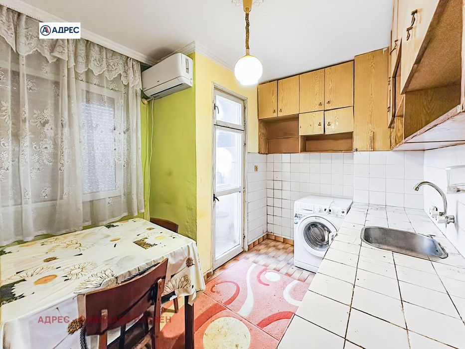 Продава се Двустаен апартамент в Плевен, Дружба 3 - 63 кв.м за 953 €/кв.м - Снимка #1