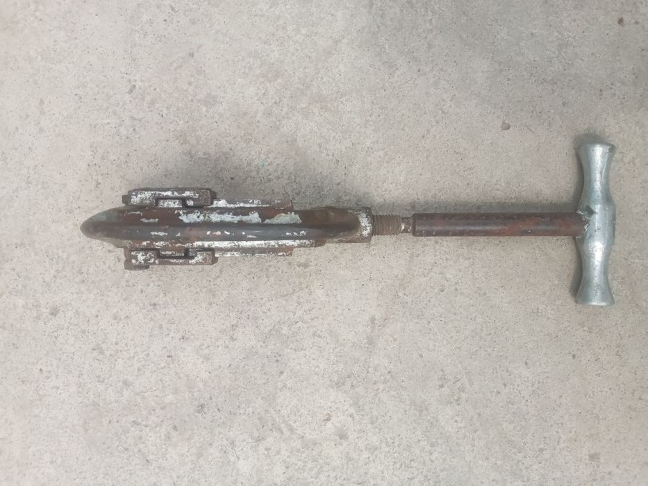 Продам труборез ручной механический