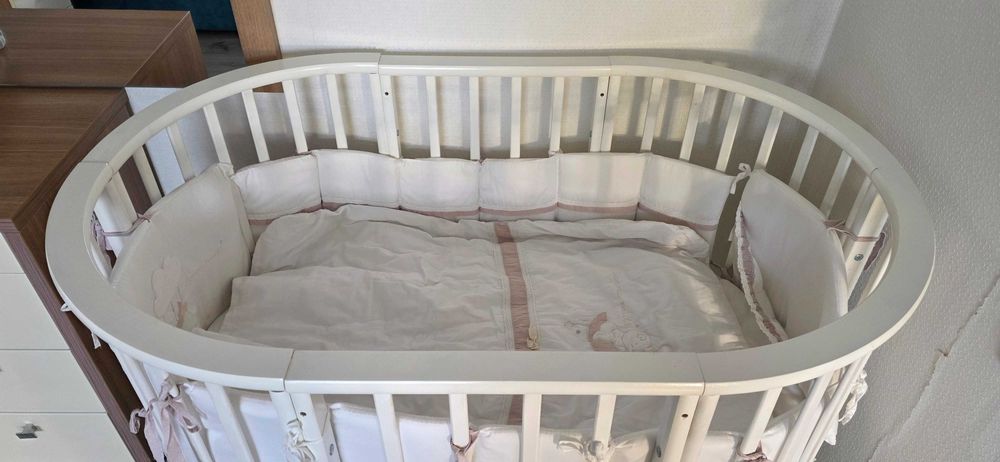 Продам детскую кроватку б/у