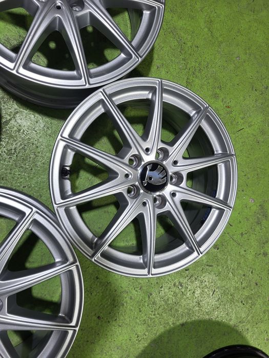 16 5x112 Skoda лети джанти 5х112 шкода