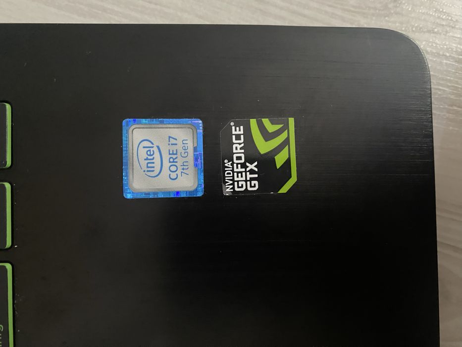 OFERTĂ !!Laptop Gaming HP Pavilion i7 / 16GB RAM /SSD 512GB/ GTX 1050