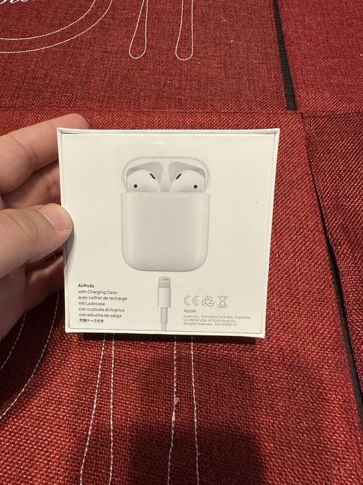 Apple Airpods (чисто нови)