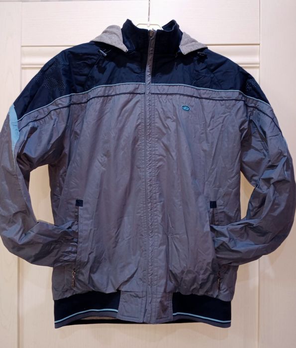 Мужская  куртка .