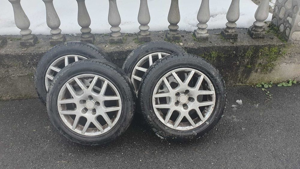 Set jante Golf 4 cu  anvelope Pirelli de iarna