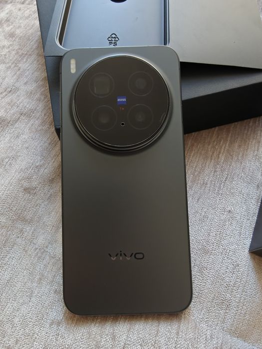 Vivo X300 pro 16/512