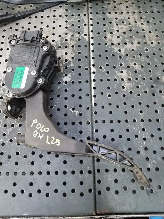Pedala acceleratie 1.2 b vw polo 9n 6pv00849601 6q1721503c