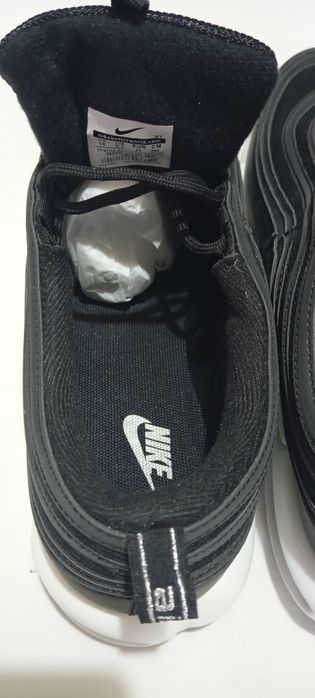 Кросовки Nike. Производство Вьетнам фабрика.