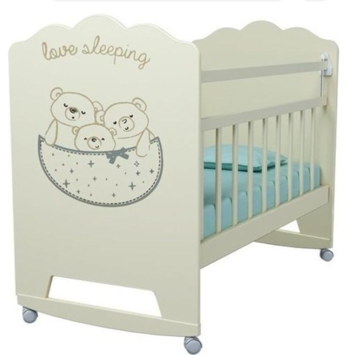 Продам кроватку детскую