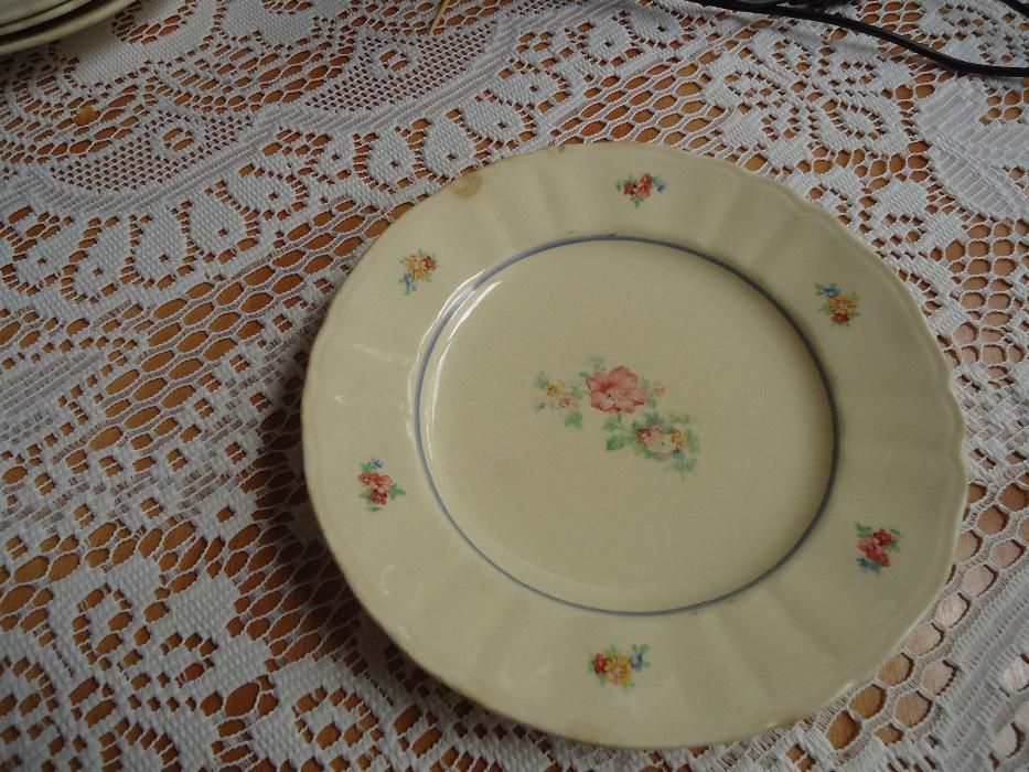 Десертни чинийки