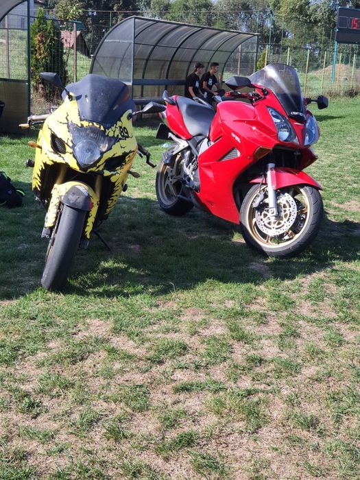 Honda vfr 800 vtec