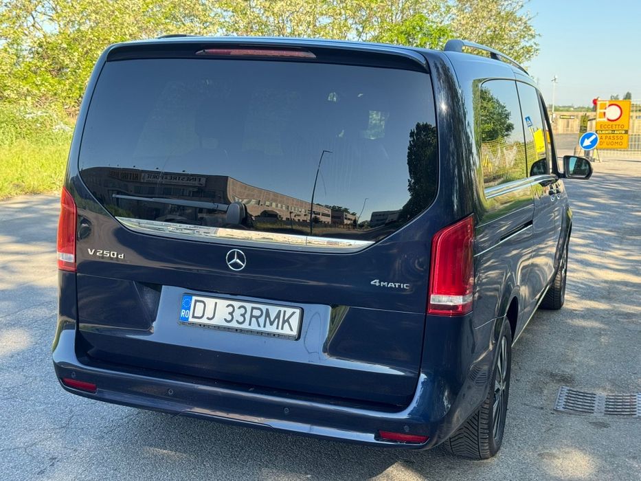 MERCEDES-BENZ V-Class 2022 — imagine 4