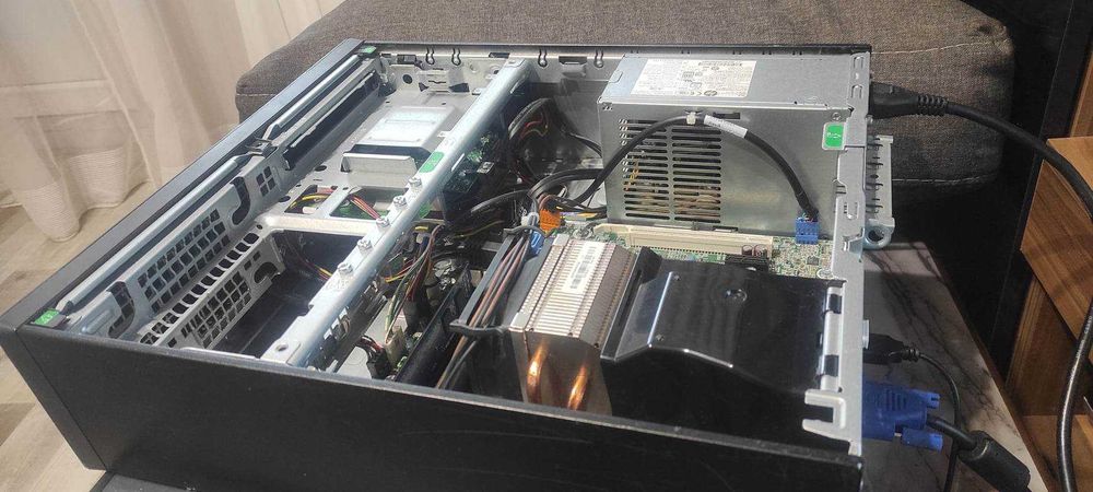 Компютър HP - Процесор Intel® G3220, 3,00 GHz - USB 3.0