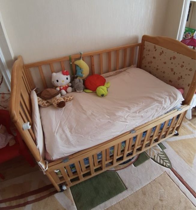 Манеж деревянный