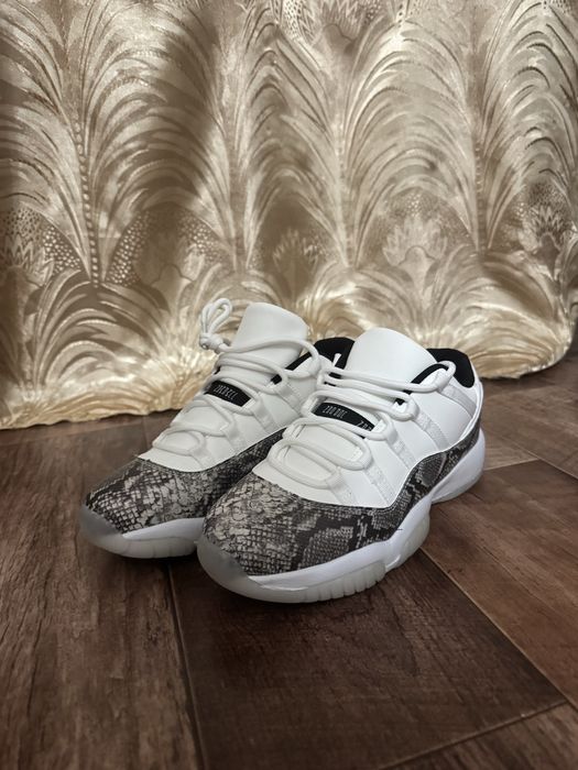 Новые кроссовки