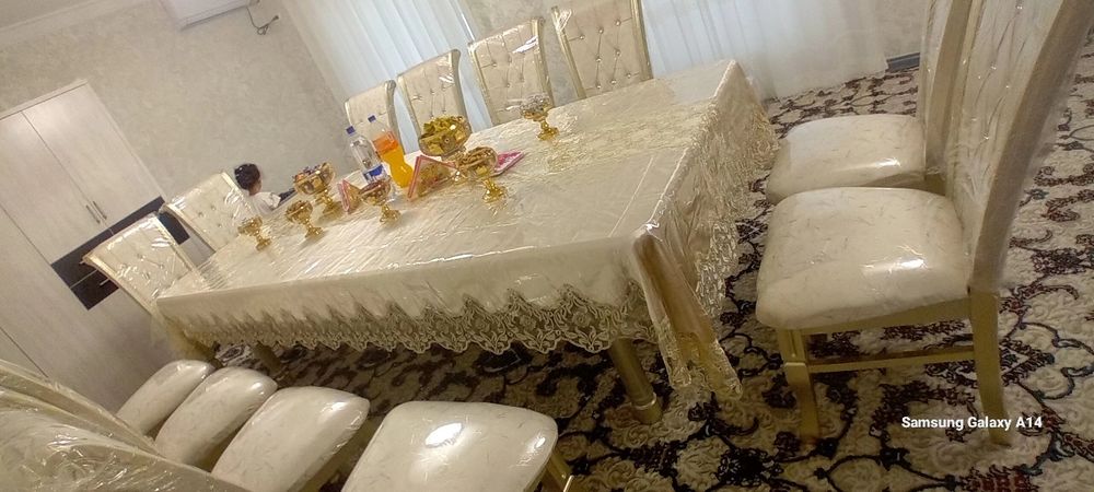 Oq stol stul yongʻoqdan