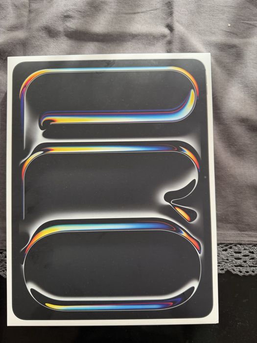 ipad pro 13 inch m5 wifi 256 чисто нов неразопакован