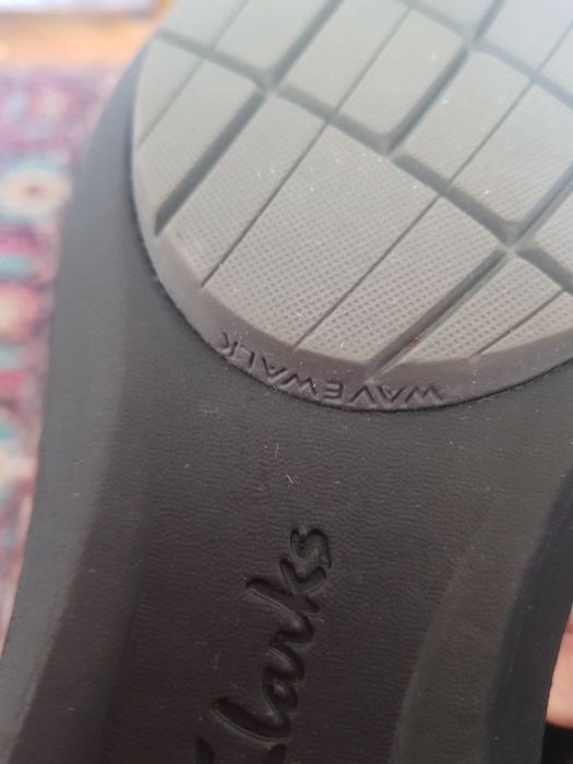 Нови сандали Clarks