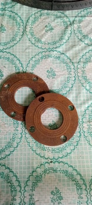 Продам фланцы d 50 ,60мм