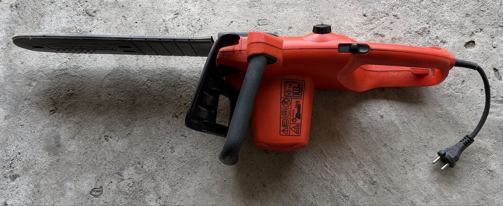 Fierastrau electric Black&Decker 40cm 1600W