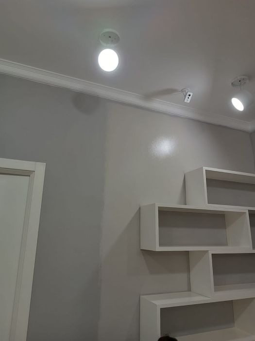 Поклейка обоев ремонт квартир