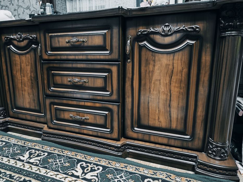 Spalni garnitur mebel sotiladi