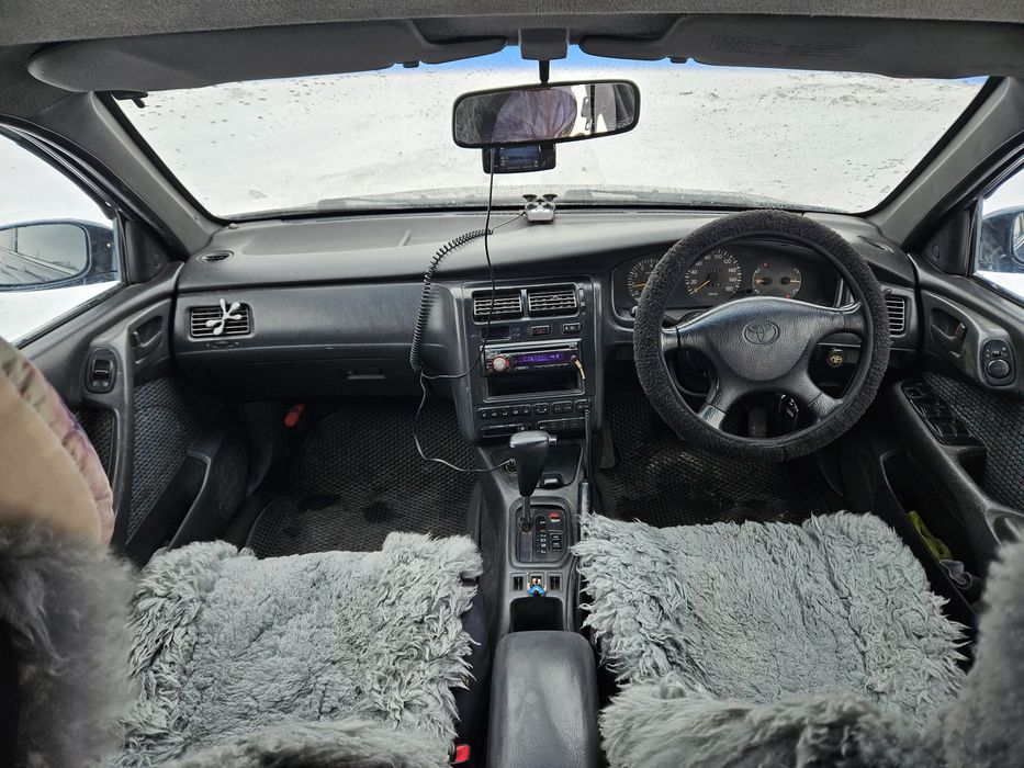 Продам таёту корона