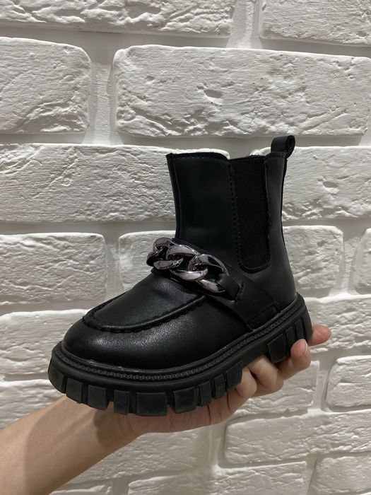 Ботинка для девочки, осень -весна