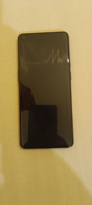 Телефон One plus 9 pro